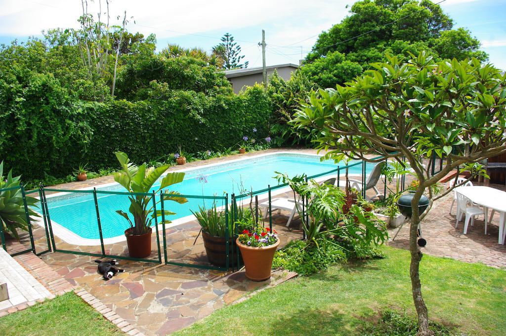 Aqua Marine Pensión Puerto Elizabeth Exterior foto